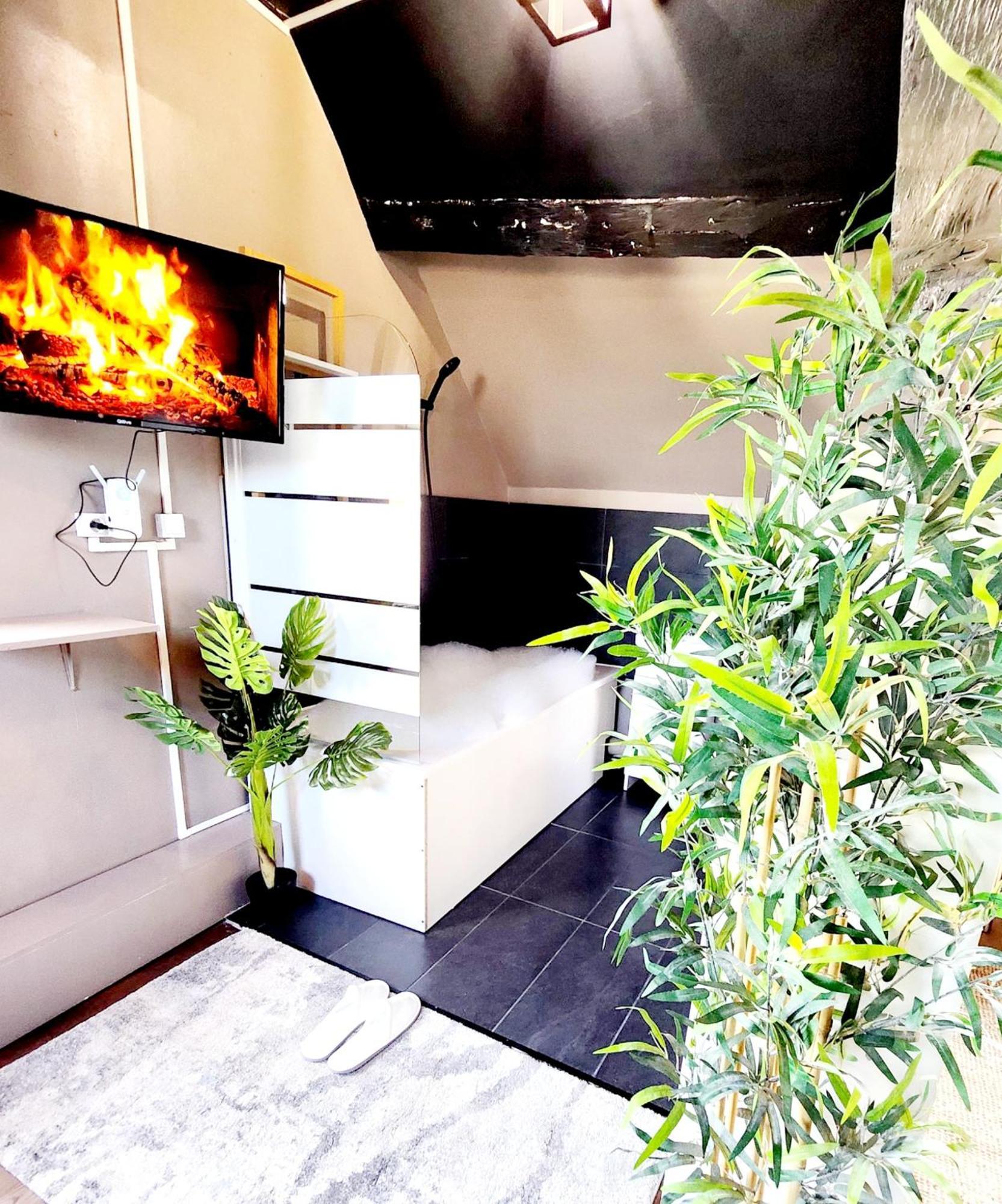 Maison Disney - 2 Suites Premium - A 10 Minutes Du Parc Disneyland Conde-Sainte-Libiaire エクステリア 写真